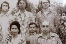 26 august 2010 ngetop 1 comment 1,545 views. Pekerjaan Yang Pernah Dilakukan Oleh Ahli Politik Sebelum Memasuki Bidang Politik Daily Rakyat