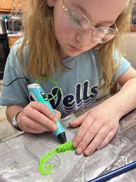 Making 3D art with my 10 year old Granddaughter 💖