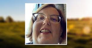 Lisa Steelman's Instagram, Twitter & Facebook