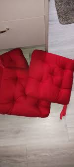 4 red seat pads, could do with a wash. Collection from Wavertree L15 0ET