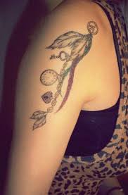 Raison pour laquelle certains se font tatouer la date à laquelle ils se sont connus, le nom de l'être aimé, un cœur avec le nom de la personne, un tatouage inachevé que l'on complète en le mettant à côté de. 130 Idees De Tatouages Infini Homme Femme Signification Tattoo Infini