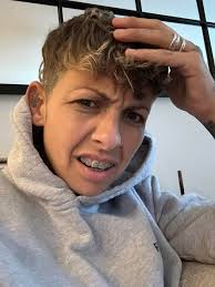 Omg it's happening! We have been giving our date! Next Friday the 1st of  August I will be pregnant until proven otherwise ❤️😭 Thanks so much for  all your lovley messages I