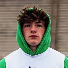 Connor Sams's Instagram, Twitter & Facebook