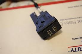 This plug is there in almost all toyota radios from 1998, you need to add the auxiliary interface and the 3.5 cables to make it work. How To Tundra Usb Stereo Input On Tacoma Aftermarket Head Unit Tacoma World