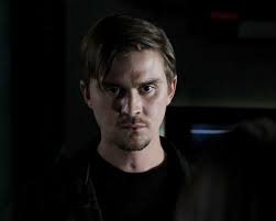 Brad Stephenson على X: "Ooohhhh Thomas E Sullivan is in Echo! He's one of  those actors that I could watch and listen to all day (that voice!) Am  waiting for some casting