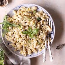 Tieghan Gerard On Instagram Go To Summer Friday Dinner One Pot Lemon Basil Corn And Ricotta Pasta First Off It S Made In 2020 Ricotta Pasta Friday Dinner Dinner