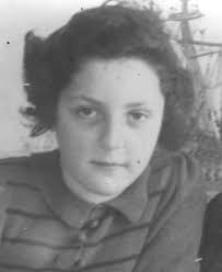 Personal Histories 2015.indd