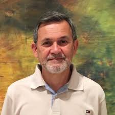 Àngel Castiñeira (@angcastineira)