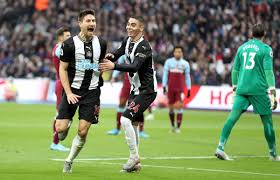 Saints through to league cup final. Premier League A Twitteren Pl Half Time Scores Arsenal 1 0 Wolves Aston Villa 1 0 Liverpool Brighton 0 0 Norwich Man City 0 1 Southampton Sheff Utd 3 0 Burnley West Ham 0 2 Newcastle And Breathe Https T Co Tqgbwj6b0m