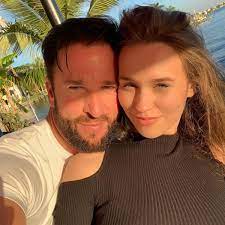 Schlagersänger michael wendler hat für viel aufregung gesorgt. Laura Muller Alter Grosse Berufswunsch Michael Wendlers Freundin Im Check