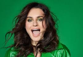 Five Fabulous Minutes with Amber Davies