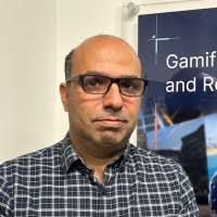 40+ perfiles de «Pedram»