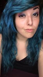 How I used to do my makeup and hair in 2016😭😭 I miss my pretty blue hair