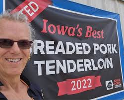 Lids Bar and Grill in Waukon IA. 💯 delicious! Still thinking about it 😋