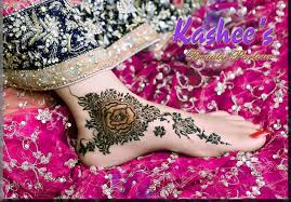 To get save from evil eye aiman khan wears a band on her shoulder, on which masha allah written. New Kashee S Mehndi Designs Signature Collection 2021
