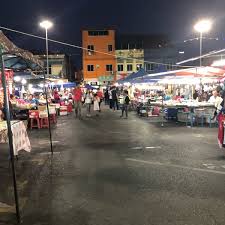 Do dm to help us update others of the pasar malams around your area too. Tapak Pasar Malam Sibu Flea Market