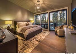 Whether you're seeking to revive a few rooms of furniture, need an asid design expert, or looking for the perfect home decor accessory, mountain comfort furnishings offers unparalleled home services and selection to correspond. Brilliantly Designed Mountain Modern Cabin In California S High Sierra
