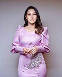 Rita rudaini official instagram for shaklee. Pin On Kualiwood