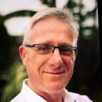 70+ "Stephen Hands" profiles