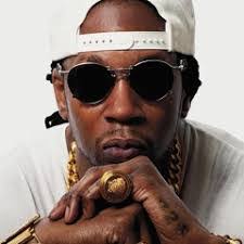 Derek Haze's Instagram, Twitter & Facebook