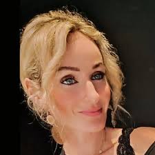 Elisa Beth (@elisa13.07) • Threads, Say more