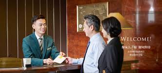 美系外資看好貨櫃產業前景，點名加碼中遠海控、東方海外及長榮 (財訊快報 2021/09/02 12:44) 貨櫃三雄開低翻紅 是否化解破底危機待觀察 (中央社 2021/09/02 11:17) scfi再創高，塞港嚴重支撐運價維持高檔，貨櫃三雄q3營運續攀高 (財訊快報 2021/08/30 12:31) é•·æ¦®åœ‹éš›é€£éŽ–é…'åº—