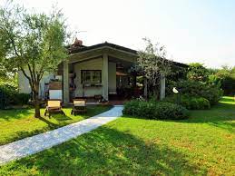 San vigilio lago di garda gardasee s/w ansichtskarte 1956 haus am ufer zypressen. Aktuelle Kaufangebote Fur Hauser Von Kaiser Immobilien Consulting