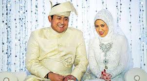 Miss k sempat usha instagram wanita terbabit, nampak. Sultan Kelantan Kahwin