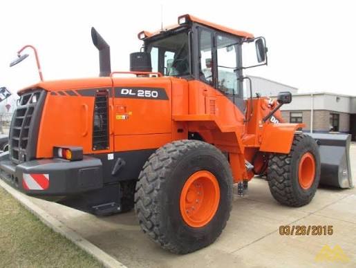Doosan DL250-3 Wheel Loader