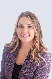 Kim Weidman's Instagram, Twitter & Facebook