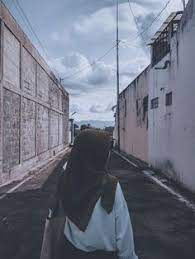 Aesthetic gambar spongebob mirror ccp. 190 Ide Hijab Photograph Di 2021 Fotografi Gambar Potret Diri