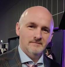 Hello Group. Good to be here. Here is my first post for you. Build plate  holder x10. 2 versions: split (on pictures) and one piece. Printed