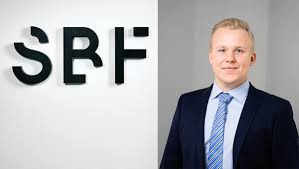 På ratsit hittar du senast uppdaterade telefonnummer adresser personnummer inkomster och mycket mer för alla personer i sverige. Hyresfastigheter Som Investering Rotary Stockholm Sergel