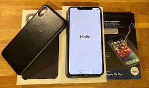 A standard configuration uses approximately 10gb to 12gb of space (including ios and preinstalled apps) depending on the model and settings. Iphone Xs Max 256gb Space Grey Kaufen Auf Ricardo