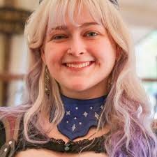 Rose and Thorn Armory (@rose.and.thorn.armory) • Instagram చిత్రాలు మరియు  వీడియోలు