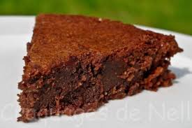 Gateau Mam 50g Fecule De Pomme De Terre 50g De Poudre D Amande 180g Beurre Demi Sel 150g Sucre 2 Oeufs 200g Chocolat 1 2 Poudre Amande Fecule De Mais Gateau