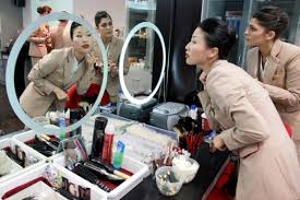 Glassdoor has salaries, wages, tips, bonuses, and hourly pay based upon employee reports. Emirates Cabin Crew Salary The Truth About Being A Flight Attendant