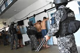 Denunciaron casos de tortura y vejaciones contra presos en las cárceles de  Piñero y Pérez - Sol Play 91.5