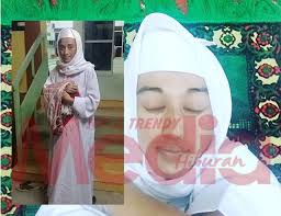 1 jan 1998 album 1997 14 lagu tersedia dengan langganan apple music coba gratis. Gambar Ziana Zain Nombor Dua Dah Mulai Pakai Jubah Dan Serban Netizen Doa Kekal Istiqomah Media Hiburan