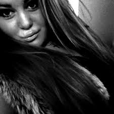 Melanie Diana holst (@Melanieholst)