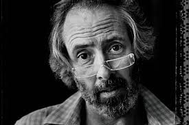 OBITUARY: RICHARD AVEDON