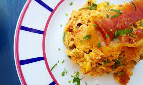 Etcheberry Le Pays Basque S Etend A Lyon Happycurio Piperade Basque Basque Specialite Basque