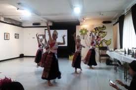 Muzium negeri sembilanmuseum, 120 metres northwest. Pentingnya Hak Cipta Untuk Lindungi Kesenian Tradisional
