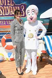 Pin On Repelis Ver Hotel Transylvania 3 Summer Vacation Pelicula Completa 1080p Latino