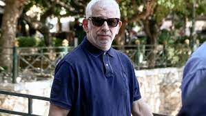 Χαιρετα μου τον πλατανο καταγγελιεσ πετροσ φιλιππιδησ. Petros Filippidhs Arnoymai Na Katakreoyrgh8w Se Thleoptika Para8yra Ti Grafoyn Anastasopoyloy Kafetzopoylos Empisteutiko Gr