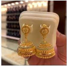 Gold jhumka earrings these days are available in a variety of styles and lengths with stunning new motifs like peacock, paisleys, florals etc. Gold Jhumka Earring Designs Latest 2019 Gold Buttalu Gold Jhumka Earrings Tani Gold Earrings Designs Gold Jewellery Design Necklaces Gold Earrings Wedding