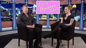 Cocksucking CFNM Tv Reporter Pleasing For Guest Cock - EPORNER