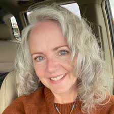 Lori Neil (momof2ct)