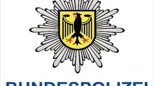 Das bundesverfassungsgericht (bverfg) ist in der bundesrepublik deutschland als verfassungsgericht des bundes sowohl das höchste unabhängige verfassungsorgan der justiz, ranggleich mit den anderen obersten bundesorganen. Verdachtiges Pulver Im Bundesverfassungsgericht Karlsruhe Baden Online Nachrichten Der Ortenau Offenburger Tageblatt