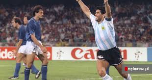 Wielka bitwa w finale euro 2020 Diego Maradona Nie Zyje Odszedl Bog Futbolu